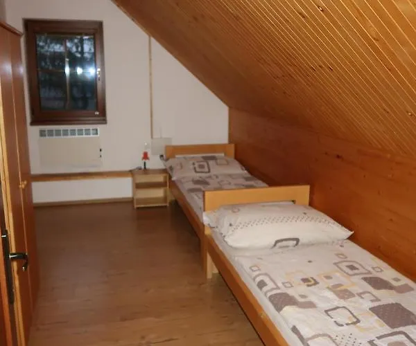 Pupov בית נופש טרצ'ובה